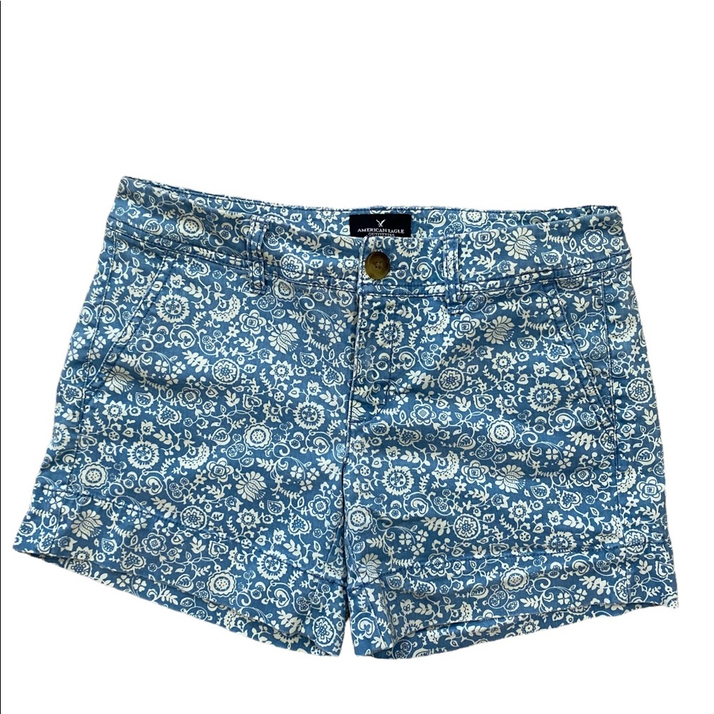 American Eagle midi shorts size 4